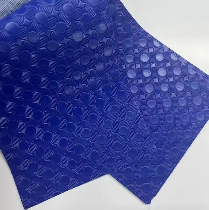 Továrna přímo na trhu Afriky Pvc reliéfní kůže s pletacím podkladem pro použití v tašce a pohovce